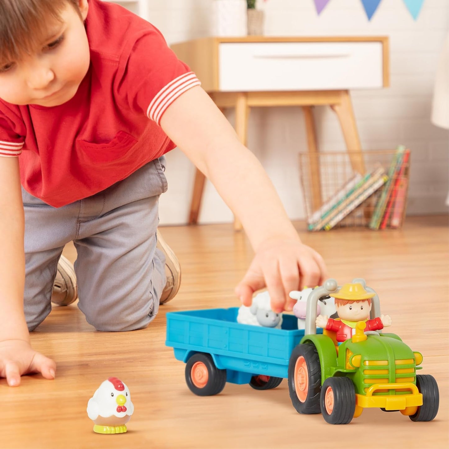 Lights & Sounds Tractor w/ Animals