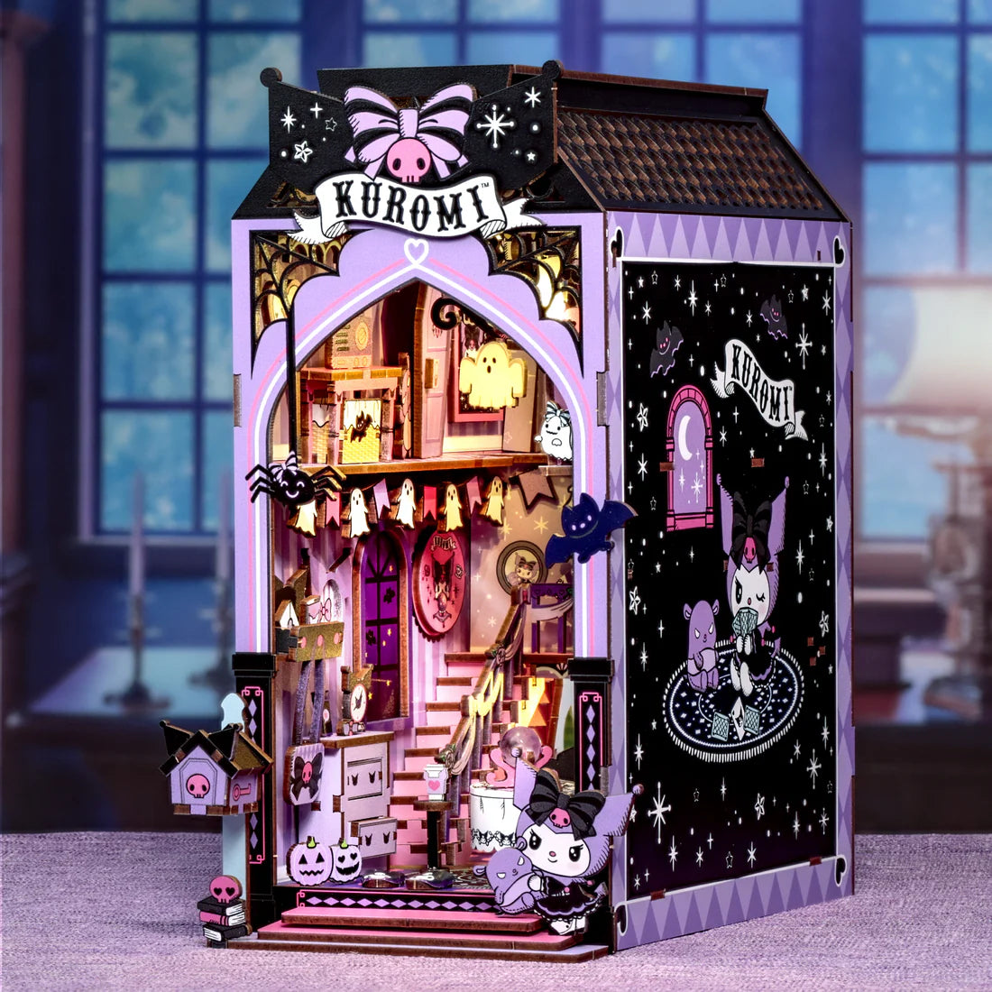 DIY Booknook: Kuromi Spooky House