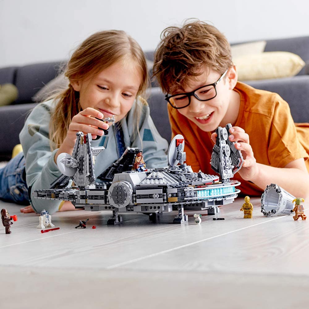 LEGO-« Star Wars Millennium Falcon