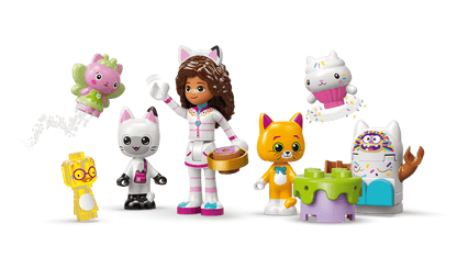 Gabby's Sweet Treat Mountain & Kitty Garden Lego