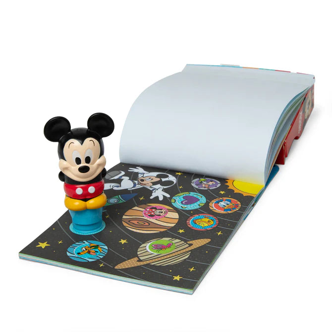 Sticker Wow Mickey