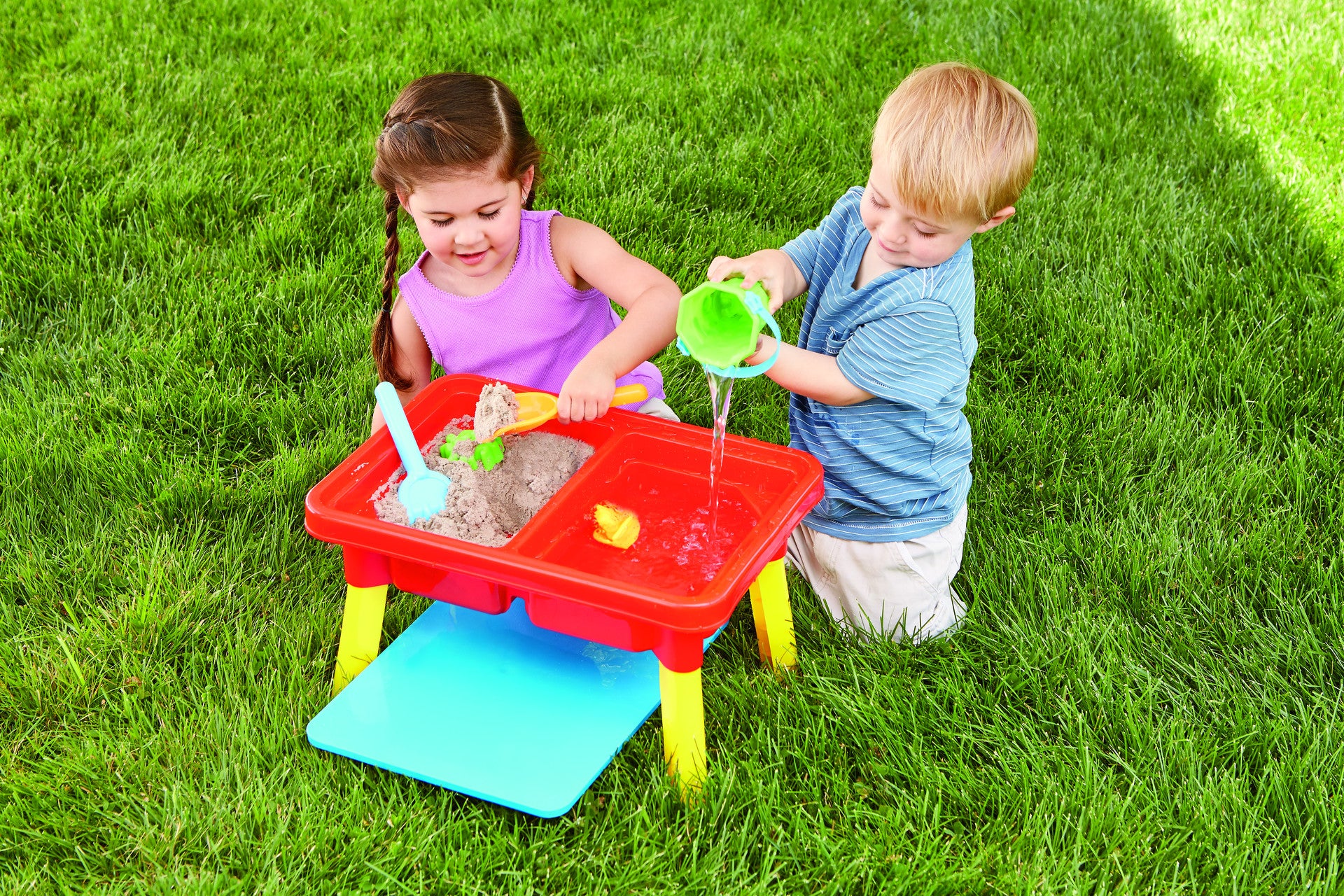 Sand 'n Splash Actvity Table